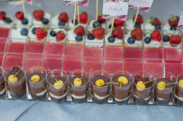 Snoep Cake Desserts Bij Het Bruiloft Buffet — Stockfoto