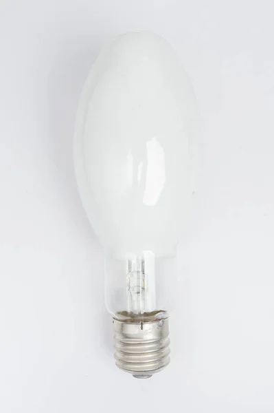 흰색 바탕에 전기 램프 — 스톡 사진