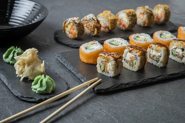 Sushi Set Japanese Food Roll Fresh Delicious Sushi — Stock Photo, Image