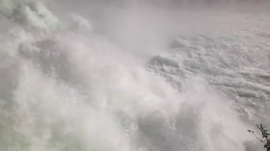 Rhine şelale İsviçre.