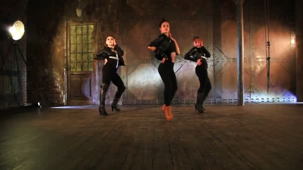 年轻的现代舞蹈家团队 — 图库视频影像
