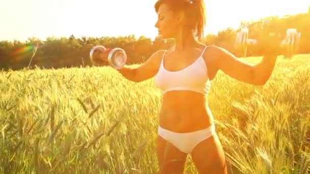 Young Sports Woman Dumbbells Outdoors — Stock Video