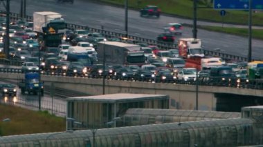 Büyük şehir trafik reçel panorama görünüm