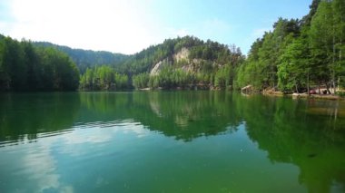 Çek balıklı göl