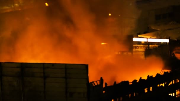 Великий Вогонь Магазині Вночі Будівля Згоріла Зруйнована — стокове відео