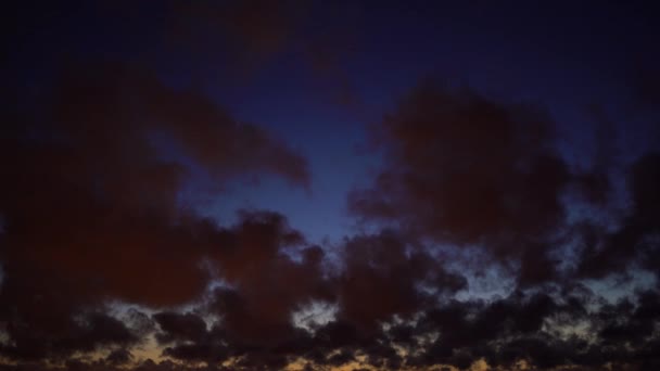 Twilight Hemel Met Dramatische Wolken Snelle Beweging — Stockvideo