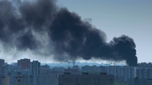 Rauch Himmel Über Der Stadt Großbrand Gebäude — Stockvideo