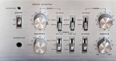 Vintage Stereo Amplifikatör parlak Metal Ön Panel denetimleri açık Vie