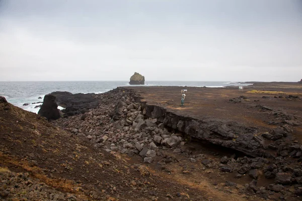 Islandia Reykjanes Península Roca Volcánica Azufre Piedras Costa Costa Paisaje —  Fotos de Stock