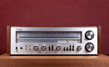 Ontario, Kanada - 14 Nisan 2019 - Technics Vintage Audio Stereo