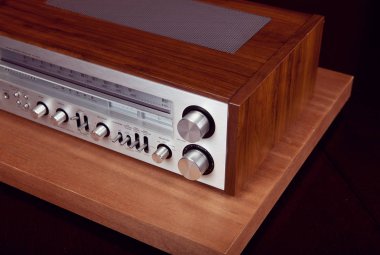 Vintage Ses Stereo Alıcı Ön Panel