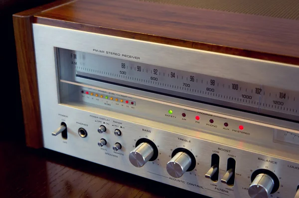Vintage audio stereo odbiornik przedni panel — Zdjęcie stockowe