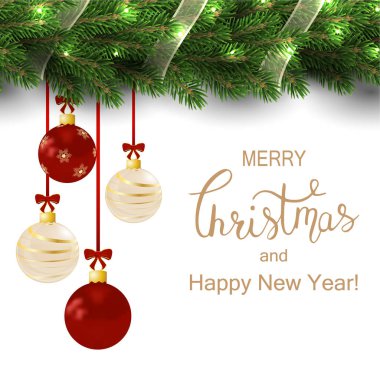 Noel süsleri çam ağacı ve dekoratif elemanları.