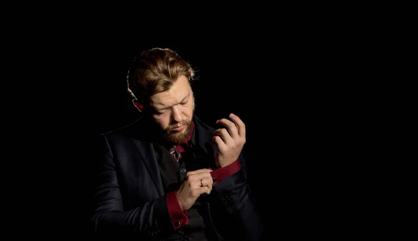 Immagine Uomo Con Barba Sfondo Nero — Foto Stock