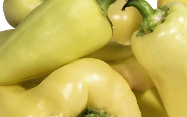 Sfondo verde-giallo di peperoni maturi verdure — Foto Stock