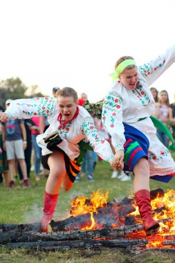 Kiev Ivana Kupala Slav tatil geleneksel kutlama, 