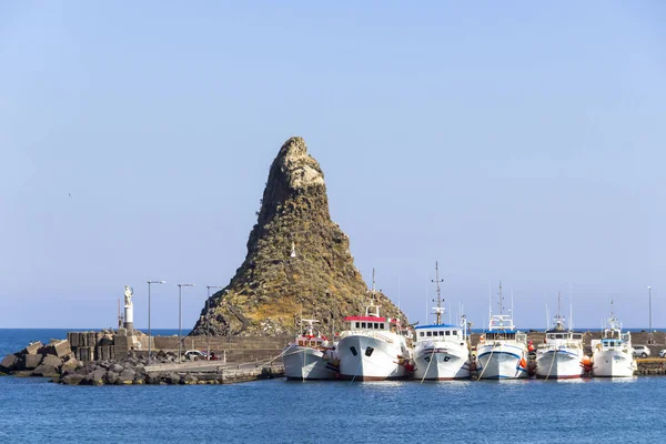 Barche Nel Porto Turistico Aci Trezza Isole Ciclopiche Catania Sicilia — Foto Stock