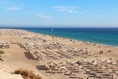 Uzun kumsalı Morro Jable (Playa del Matorral), Fuerteventura, Kanarya Adaları, İspanya