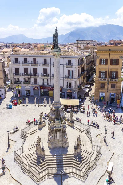 Piazza San Domenico, Palermo, Sicilya, İtalya