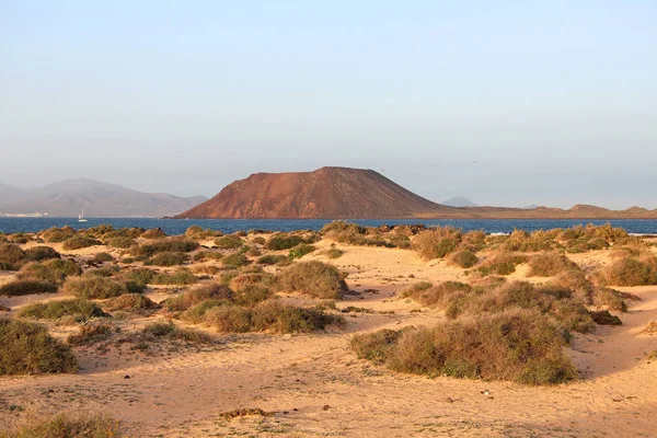 Dünen von Corralejo und Lobos Insel, Kanarische Inseln, Spanien — Stockfoto