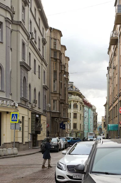 Moscú, Rusia - 17 de octubre de 2017: Arbat calle peatonal, la — Foto de Stock