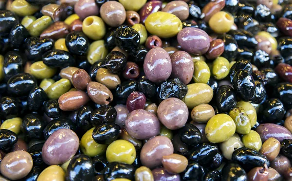 Змішані Мариновані Оливки Зелений Чорні Фіолетові Вуличний Ринок Тель Авіві — стокове фото