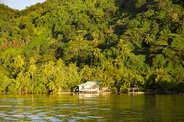 Houten Huisje Lagune Van Stille Oceaan Buurt Van Bora Bora — Stockfoto