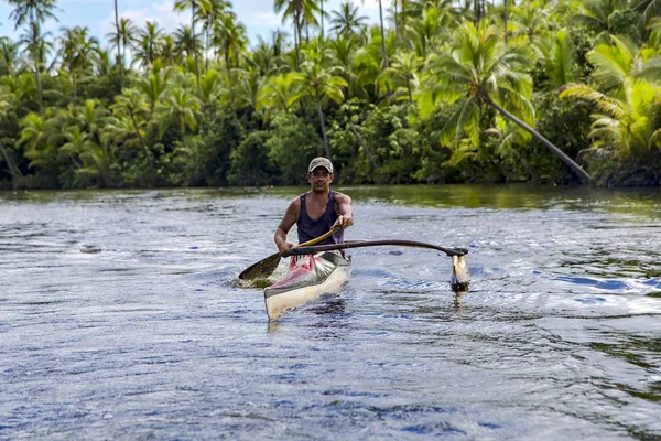 French Polynesia Tahaa December 2017 Polynesian Man Kayaking River Island — Stock Photo, Image