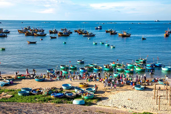 Vietnã Mui Novembro 2016 Muitos Barco Tradicional Vietnamita Forma Cestas — Fotografia de Stock