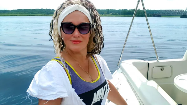 Beautiful Woman Curly Hair Resting Yacht Summer Day Latvia — Stock Photo, Image