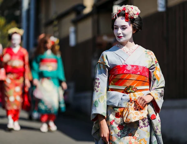 Japan Kyoto April 2017 Портрет Красивой Женщины Платье Кимоно Майко — стоковое фото