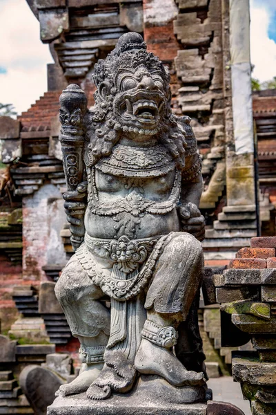 Várias Estátuas Divindades Locais Belo Jardim Bali Indonésia — Fotografia de Stock