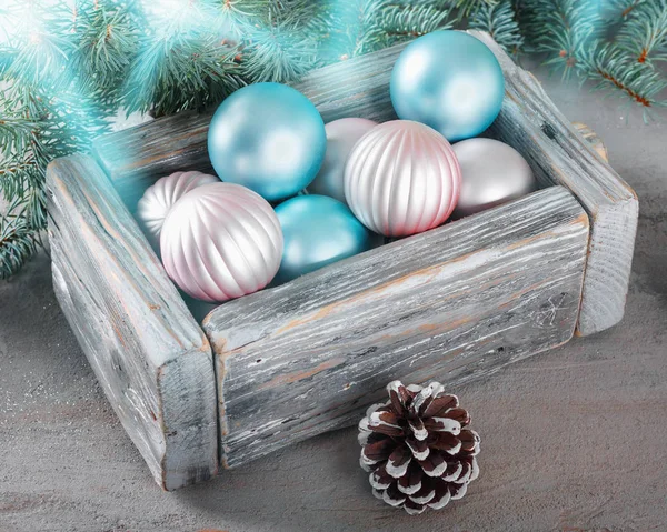 Old Wooden Vintage Box Beautiful Pink Blue Christmas Balls Background — Stock Photo, Image