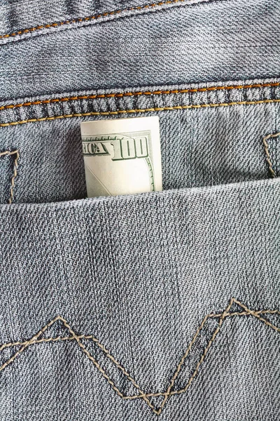 Banconote Cento Dollari Infilate Nella Tasca Posteriore Dei Jeans Blu — Foto Stock