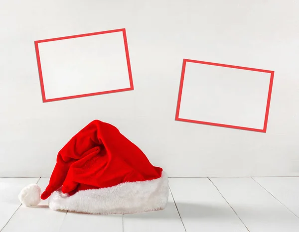 Bright Red Santa Claus Hat Paper Frames Text Photos Wooden — Stock Photo, Image