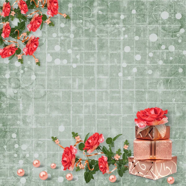 Tarjeta Vacaciones Con Cajas Regalo Perlas Ramo Hermosas Rosas Rojas — Foto de Stock