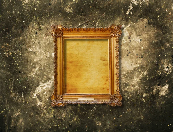 Старая Винтажная Золотая Декоративная Рамка Фотографии Гранжевой Каменной Стене — стоковое фото