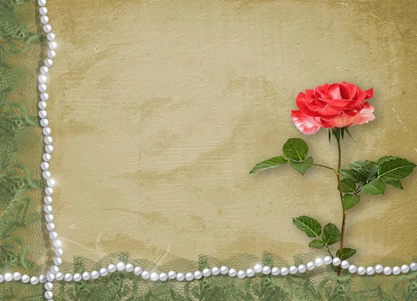 Holiday Card Pearls Bouquet Beautiful Red Roses Green Paper Background — Stock Photo, Image