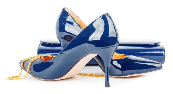 Schöne Blaue Schuhe Mit Clutches Auf Weißem Isolierten Hintergrund — Stockfoto