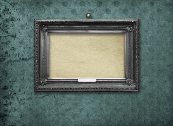 Wooden Vintage Silver Victorian Frame Museum Exhibition Old Worn Green — Stock Photo, Image