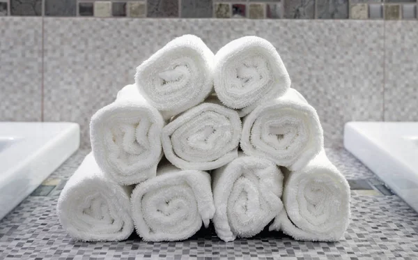 Stack Clean White Towels Ceramic Countertop Modern Bathroom — Stock Photo, Image