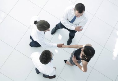 ofiste tokalaşırken top.welcome meslektaşları görüntülemek