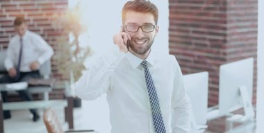 avukat istemci telefonda önerir.