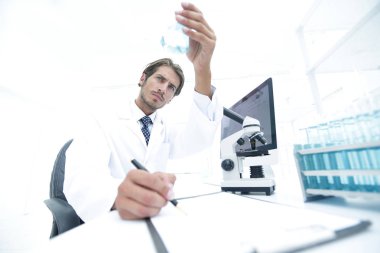 bir deneme bir laboratuvar analiz bilim adamı