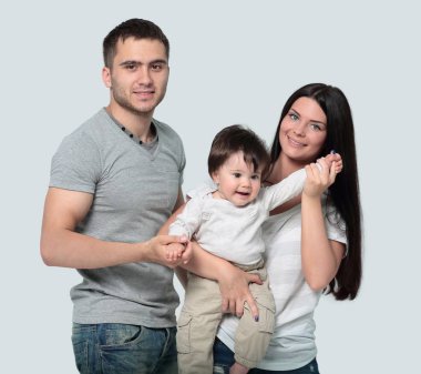 mutlu aile gülümseyen izole beyaz zemin üzerine