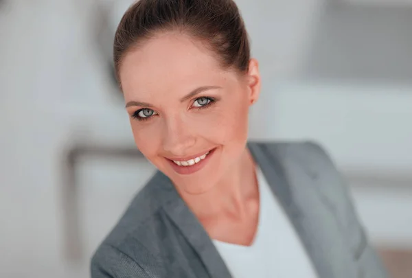 Retrato de mujer de negocios amigable . — Foto de Stock