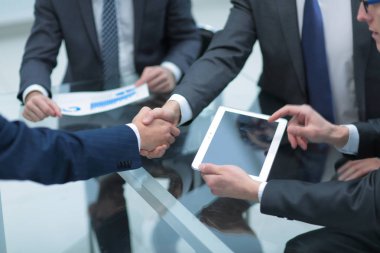 İş adamları el sıkışma yapma. İş kavramı.