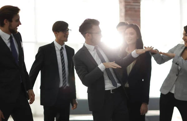 Affärsmän team framgång firande koncept. — Stockfoto