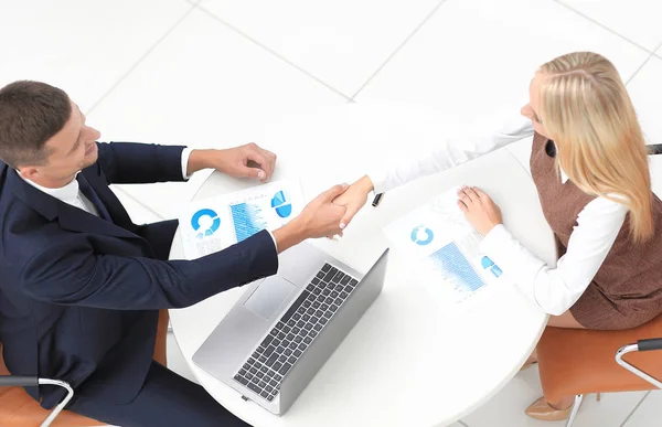 Handshake colleagues after drawing up a new financial plan — Stock Photo, Image