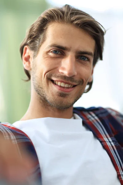 Retrato. un hombre moderno de éxito . —  Fotos de Stock